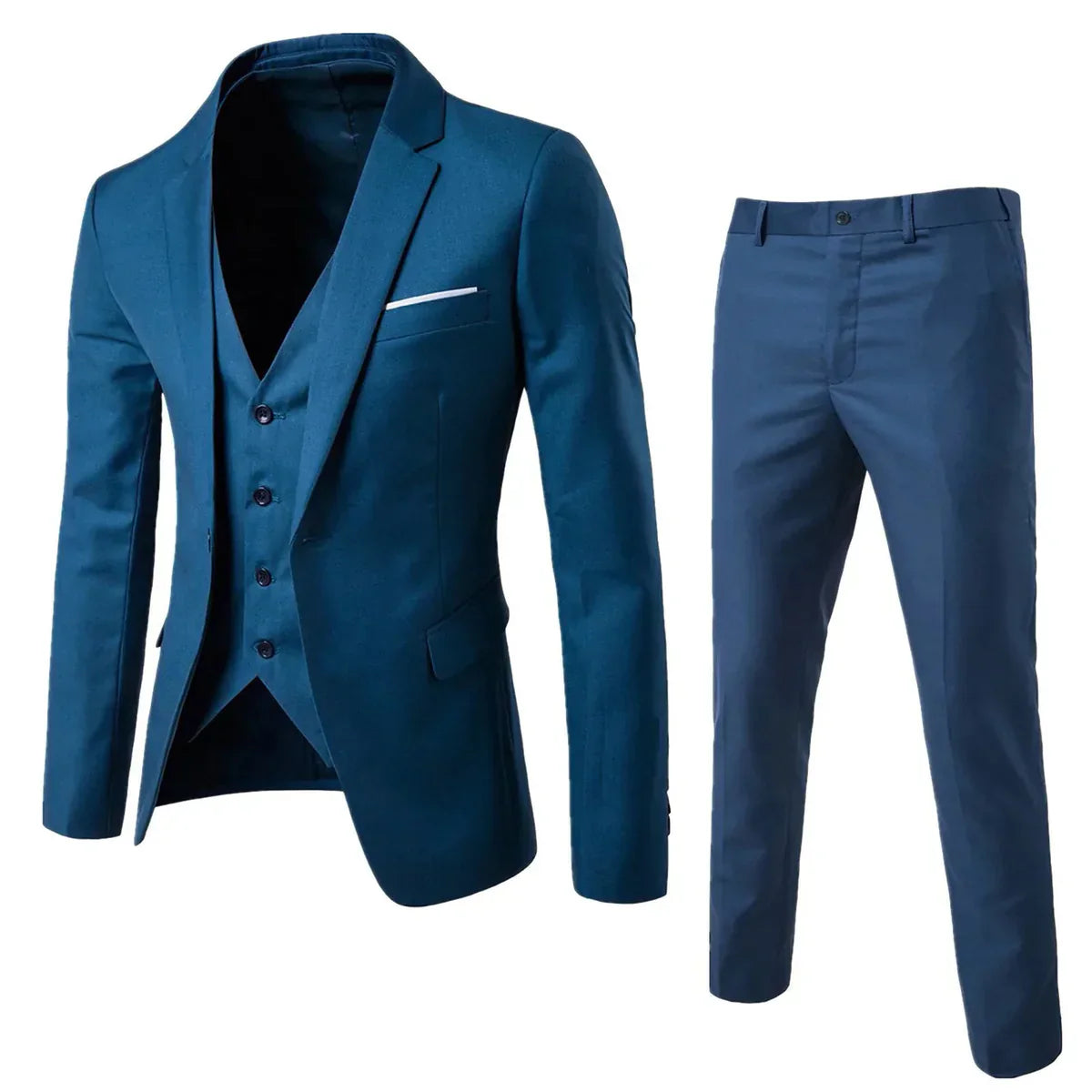 Abito elegante da uomo blu scuro, composto da giacca, gilet e pantaloni coordinati. Moda maschile, abbigliamento formale, stile classico.