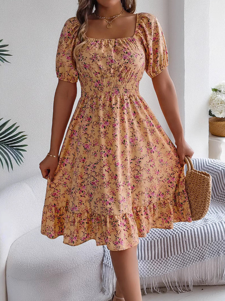 Abito a Fiori con Scollo Quadrato, Balze e Vita Alta | Ideale per l’Estate