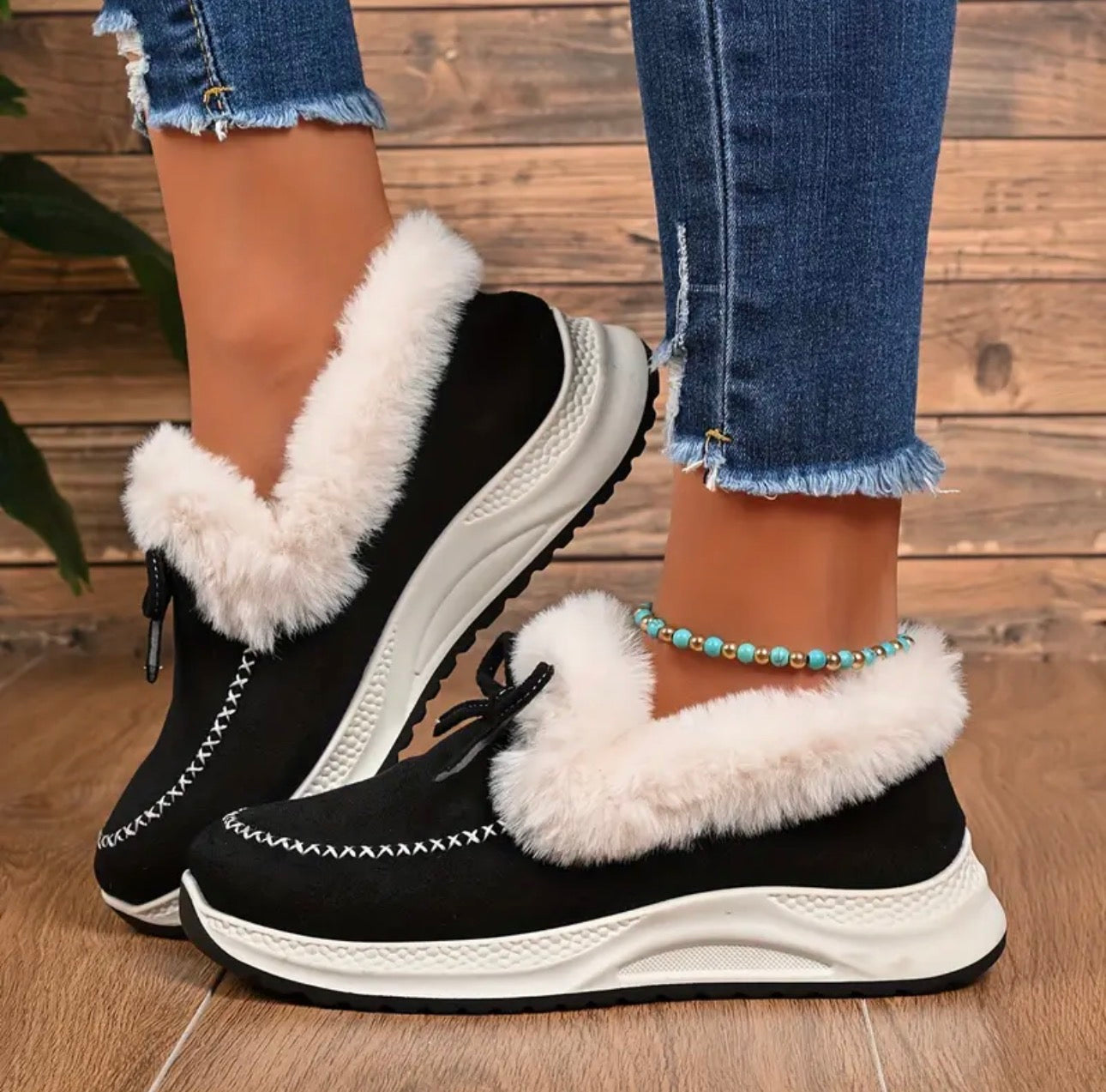 Damesneakers til vinter med pelsforing, sløjfe og slip-on design