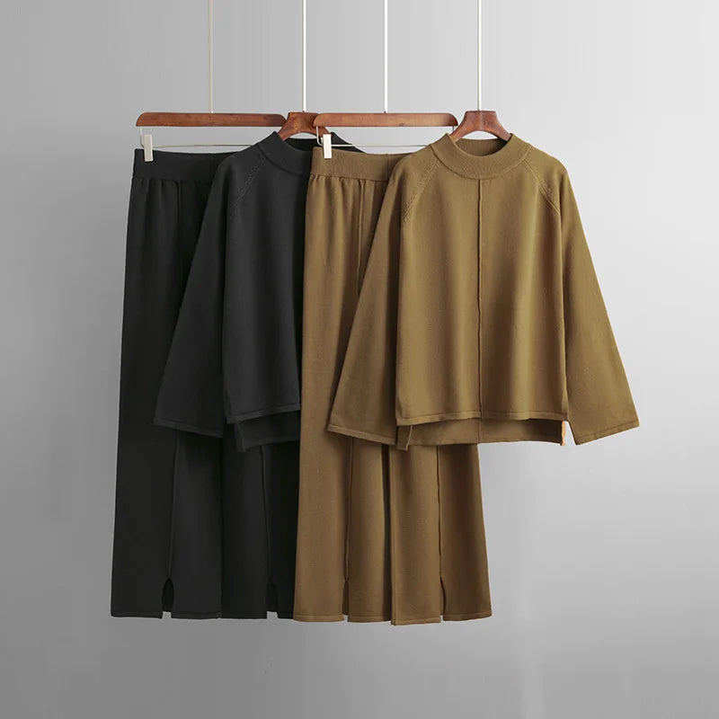 Komplet loungewear til kvinder med rundhalset sweater og bukser med vide ben