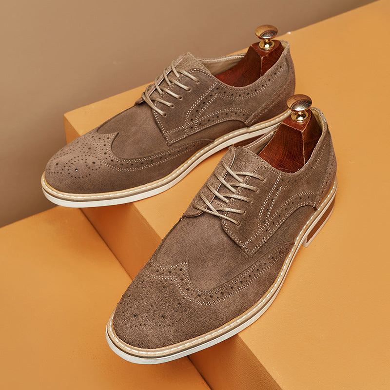 Scarpe da Uomo Stringate con Punta a Coda di Rondine e Dettagli Brogue