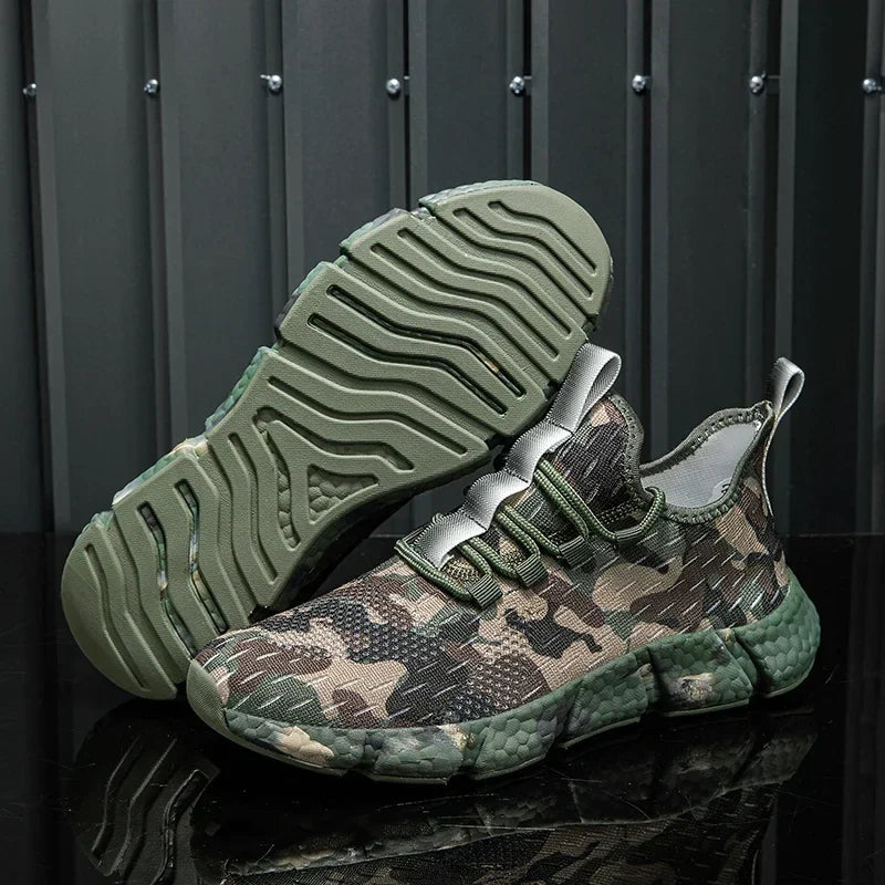 Sneakers da Uomo Tomaia in Mesh Traspirante Design Camo Suola Spessa