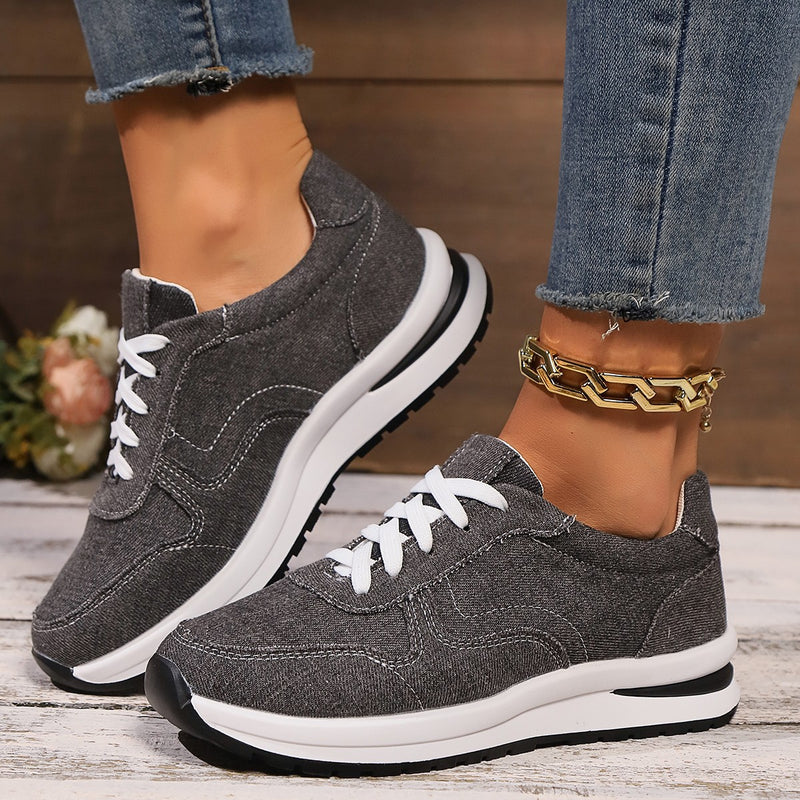 Scarpe Sportive da Donna con Zeppa Allacciatura Punta Tonda e Tacco Medio