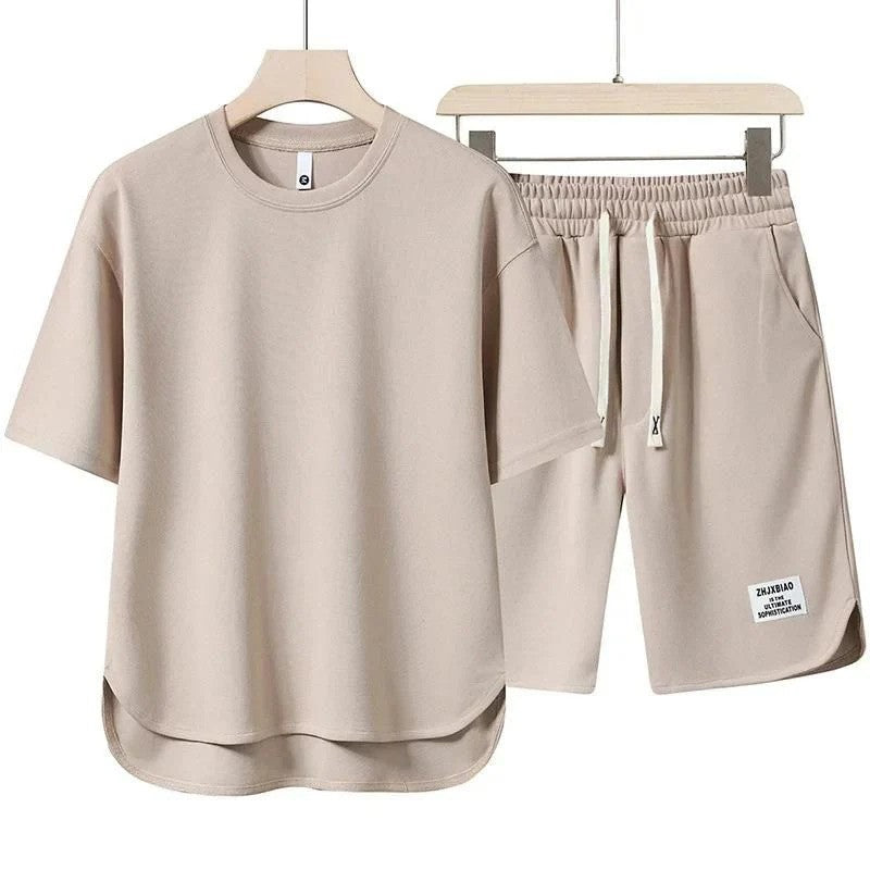 Set due pezzi con shorts e camicia ideale per l'estate