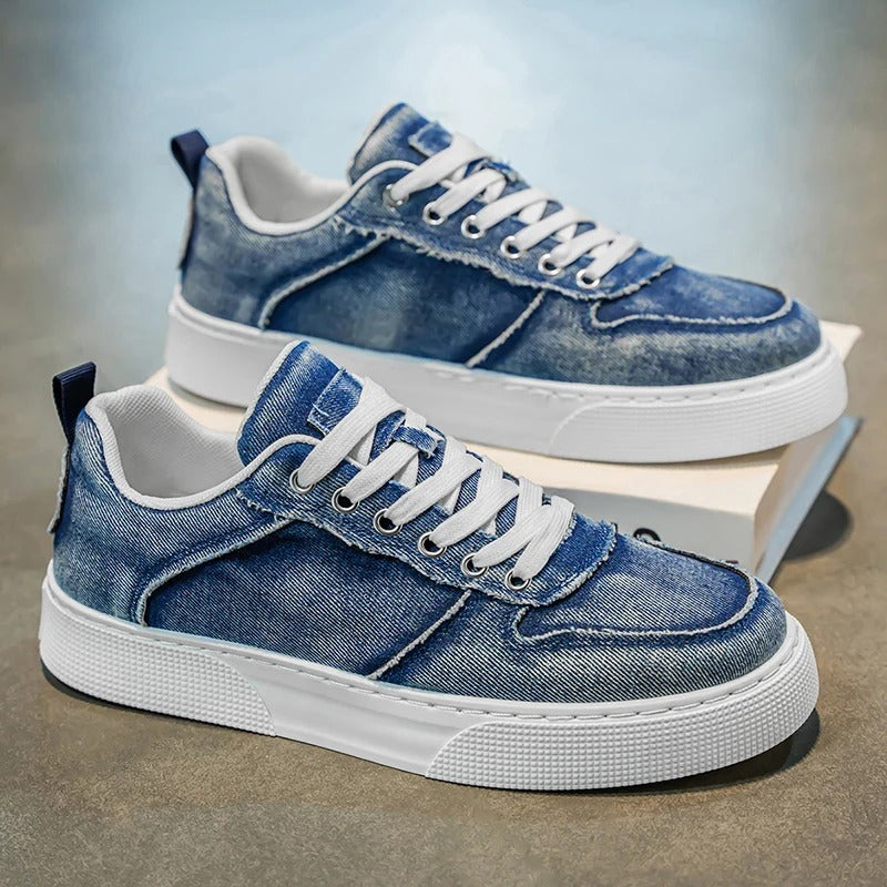 Sneakers da Uomo Low Top con Finitura Lavata e Chiusura a Lacci