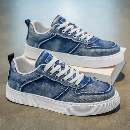 Sneakers da Uomo Low Top con Finitura Lavata e Chiusura a Lacci