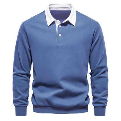 Maglione polo blu con colletto bianco, maniche lunghe, stile casual elegante. Abbigliamento uomo, moda autunno inverno, tessuto morbido.