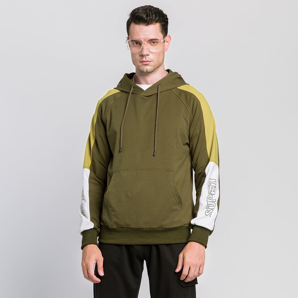Sudadera con capucha para hombre con estampado de letras en contraste