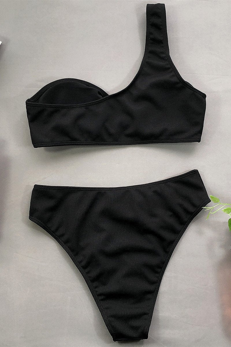 Bikini monospalla imbottito con slip a vita alta