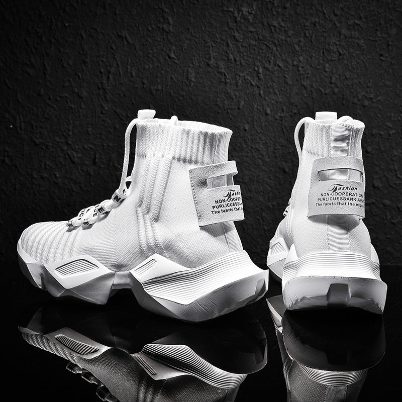 Herresportsko med sokkedesign og meshindvendigt materiale