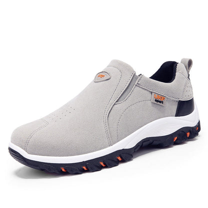 Scarpe Outdoor Slip-On da Uomo con Tomaia in Camoscio e Suola in Plastica