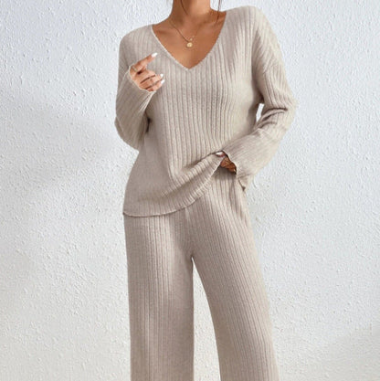 Completo da Casa in Maglia da Donna Due Pezzi con Pantaloni a Vita Elastico e Maglia a Maniche Lunghe