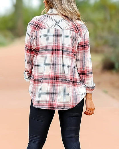 Dame Skjorte med Lange Ærmer i Ternet Mønster med Manchetknapdetalje og Prinsesseærmer