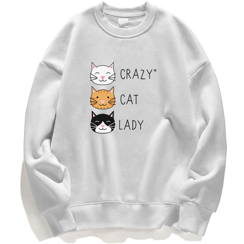 Felpa bianca con stampa "Crazy Cat Lady" e tre gatti stilizzati. Abbigliamento casual, moda gatto, regalo amante dei gatti.