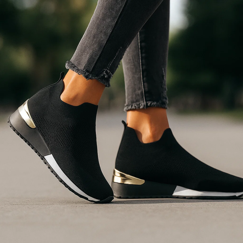 Sneakers Slip-On da Donna con Mesh Traspirante e Tallone Metallizzato