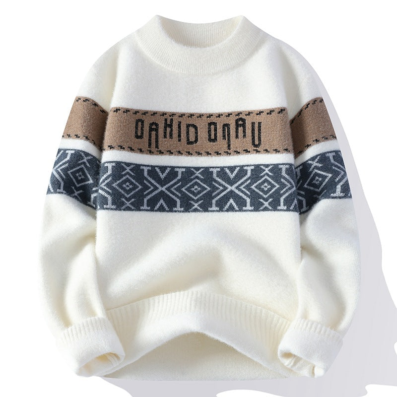 Maglione bianco invernale con motivi geometrici marroni e blu, design casual, tessuto caldo e morbido, ideale per moda uomo autunno-inverno.