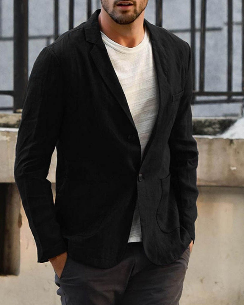 Giacca uomo nera casual elegante, abbinata a t-shirt bianca, stile moderno, moda maschile, outfit urbano, abbigliamento autunnale.