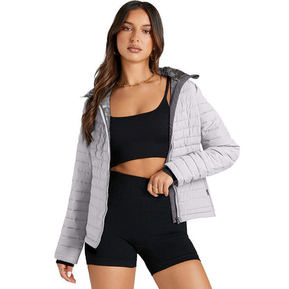 Chaqueta acolchada para mujer con cremallera y cuello alto
