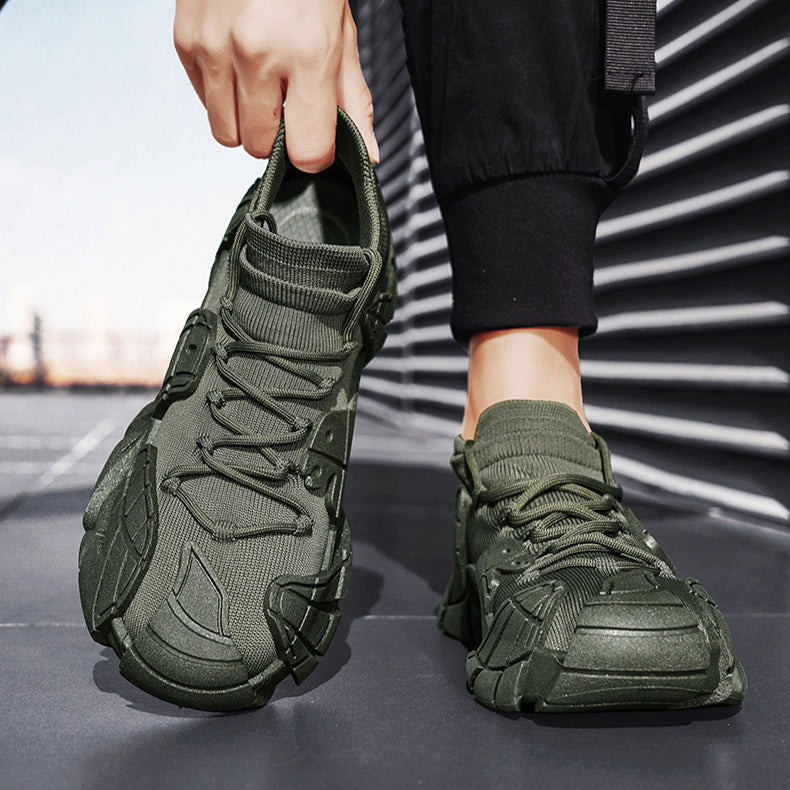 Løbesneakers til mænd med snørebånd, rund tå og tyk sål