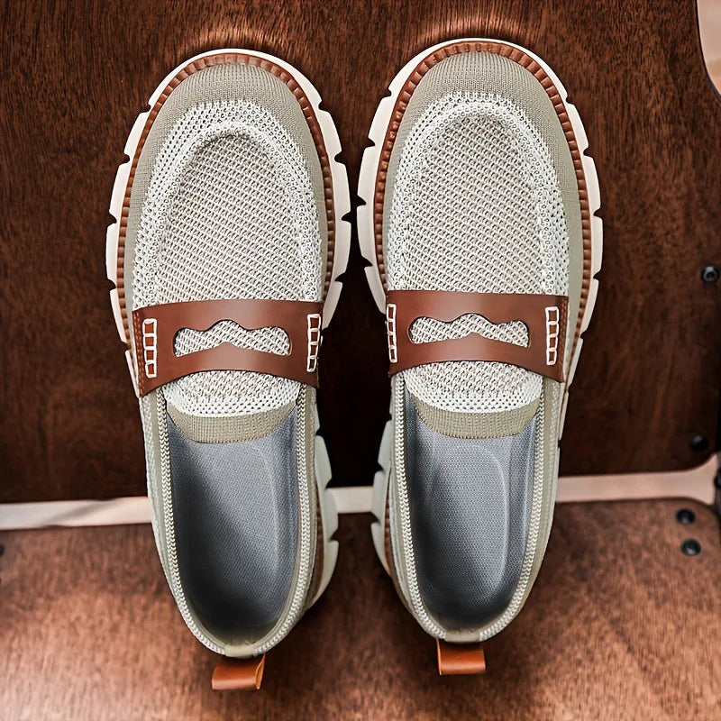 Mocassini da Uomo in Maglia con Dettaglio Cintino e Suola a Contrasto