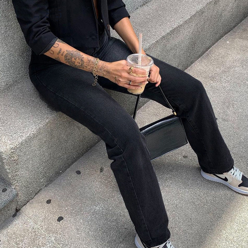 Jeans da Donna a Vita Alta a Gamba Dritta in Cotone Lavato Nero