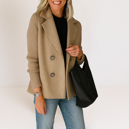 Slim fit dameblazer med funktionelle lommer