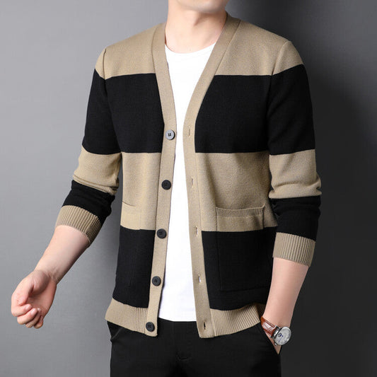 Cardigan Uomo a Righe con Bottoni Singoli – Ideale per Autunno e Primavera