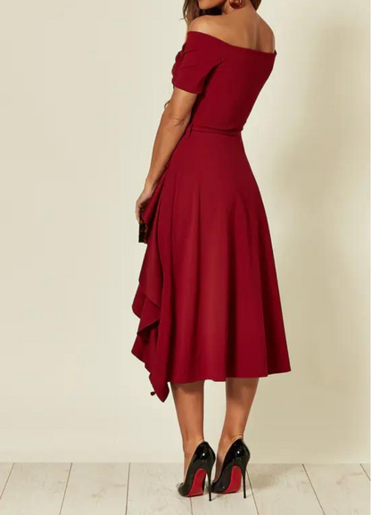 Elegante Abito Off-Shoulder con Vestibilità Sagomata