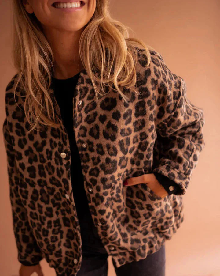 Giacca Bomber Invernale da Donna con Stampa Leopardo e Vestibilità Oversize