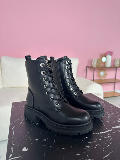 Women's Autumn Ankle Boots with Laces, Side Zip, and Chunky Sole