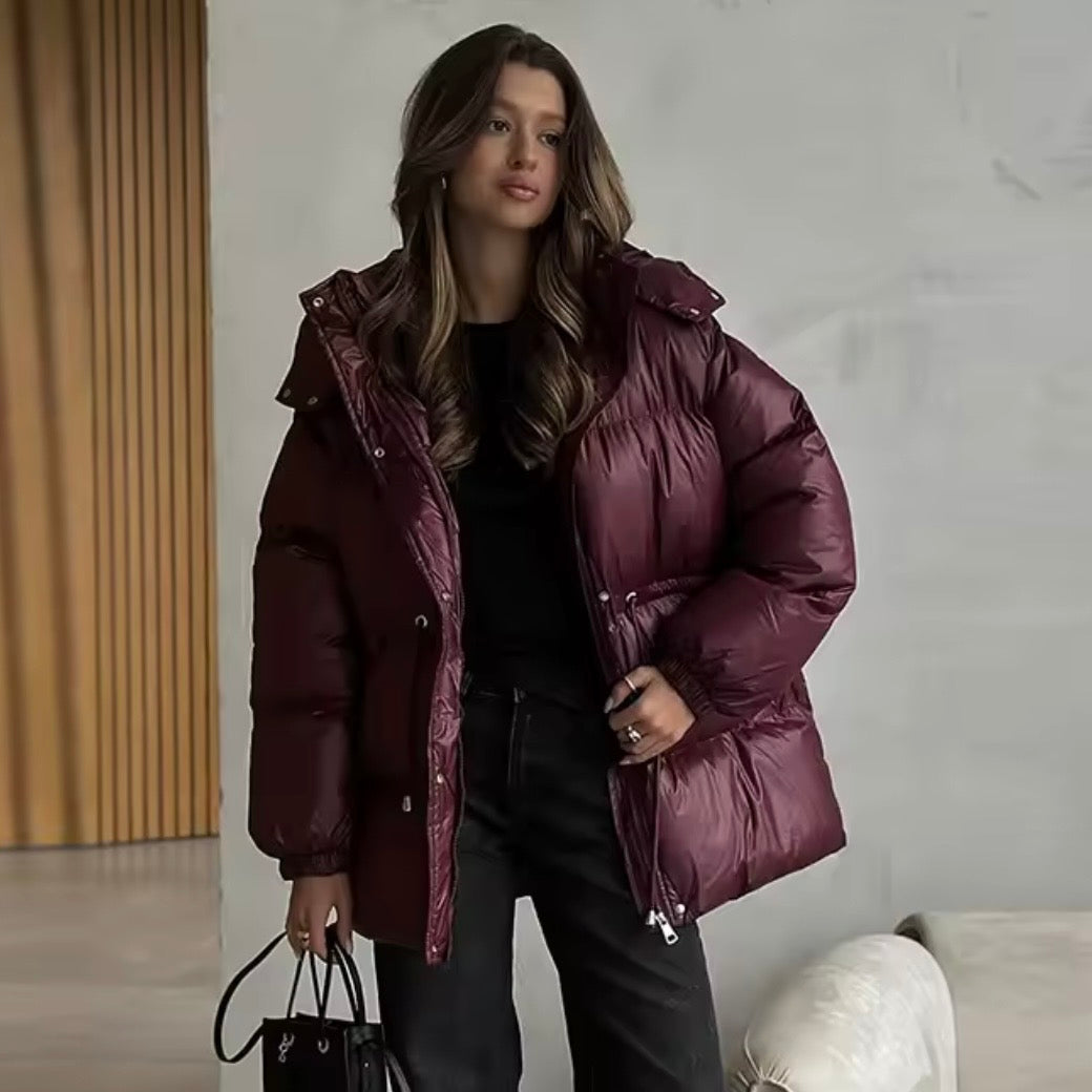 Chaqueta acolchada de invierno para mujer con cintura ajustable y cuello alto