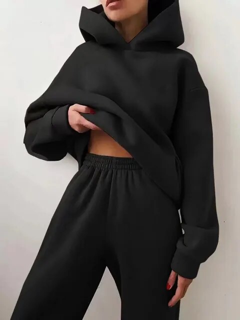 Completo caldo con felpa e pantaloni della tuta da donna I Ideale per l'inverno