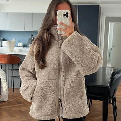 Giacca Invernale da Donna con Cappuccio, Cerniera e Tasche Frontali