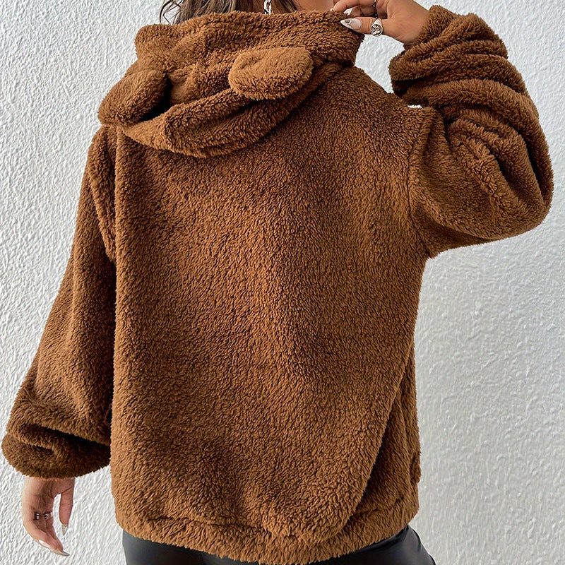 Giacca in pile marrone con cappuccio e orecchie, moda autunno inverno, abbigliamento casual donna, tessuto morbido e caldo, stile trendy.