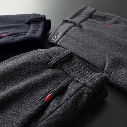 Pantaloni Slim Fit Eleganti e Versatili