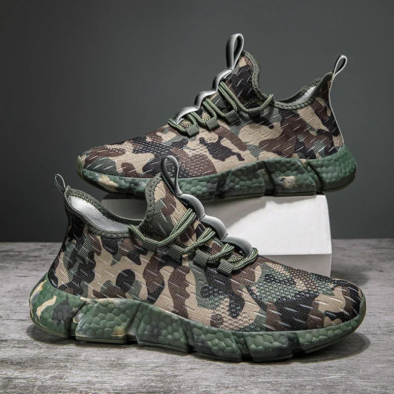 Sneakers da Uomo Tomaia in Mesh Traspirante Design Camo Suola Spessa