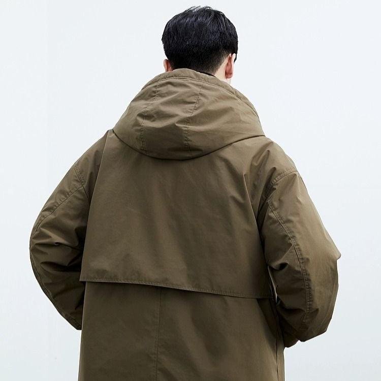 Cappotto Lungo da Uomo con Cappuccio, Chiusura Full Zip, Tasche Laterali e Polsini Regolabili