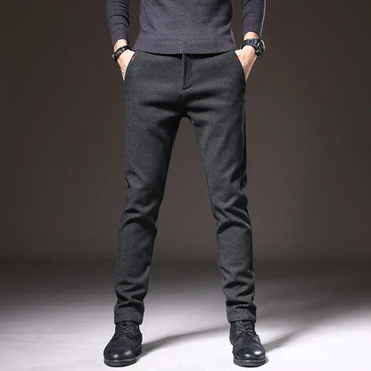 Pantaloni Slim Fit Eleganti e Versatili