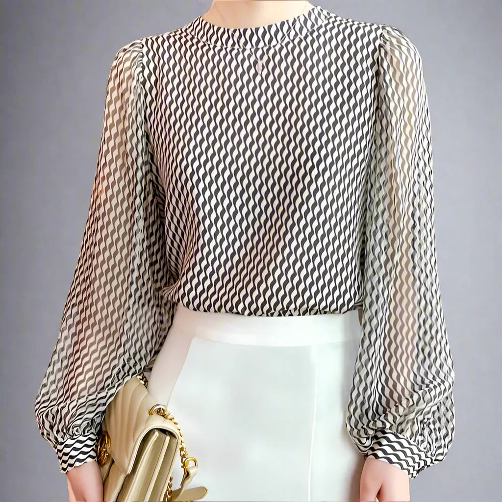 Blusa da Donna in Chiffon con Texture Semitrasparente, Maniche Morbide e Orlo Sartoriale