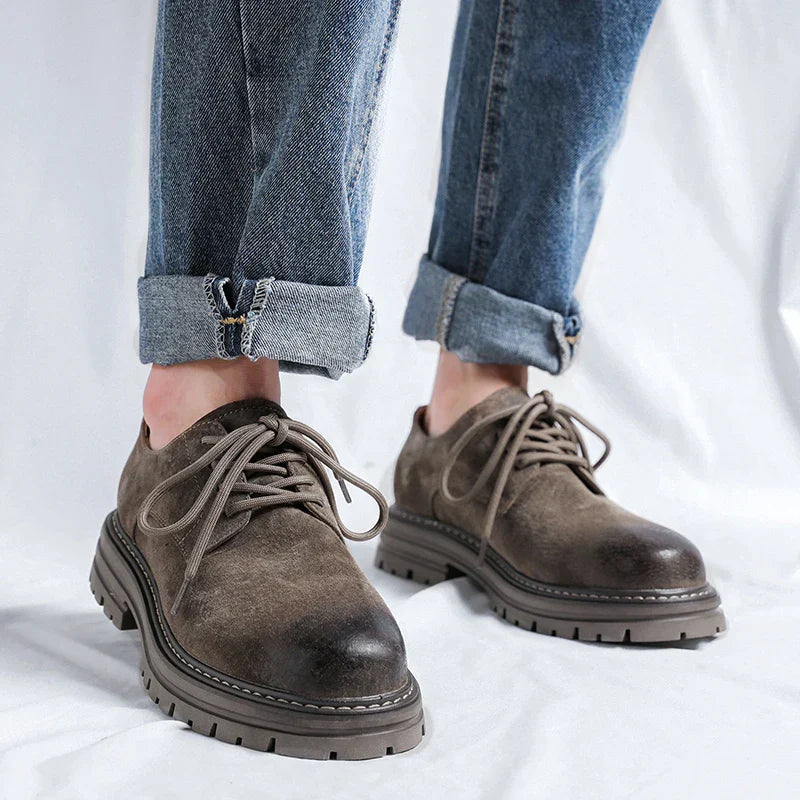 Scarpe da Uomo Punta Tonda Tomaia in Camoscio Cucitura Moc Suola Spessa