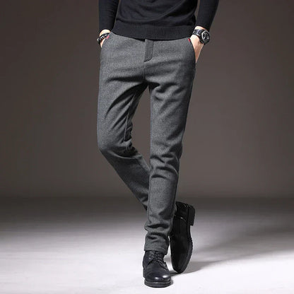 Pantaloni Slim Fit Eleganti e Versatili