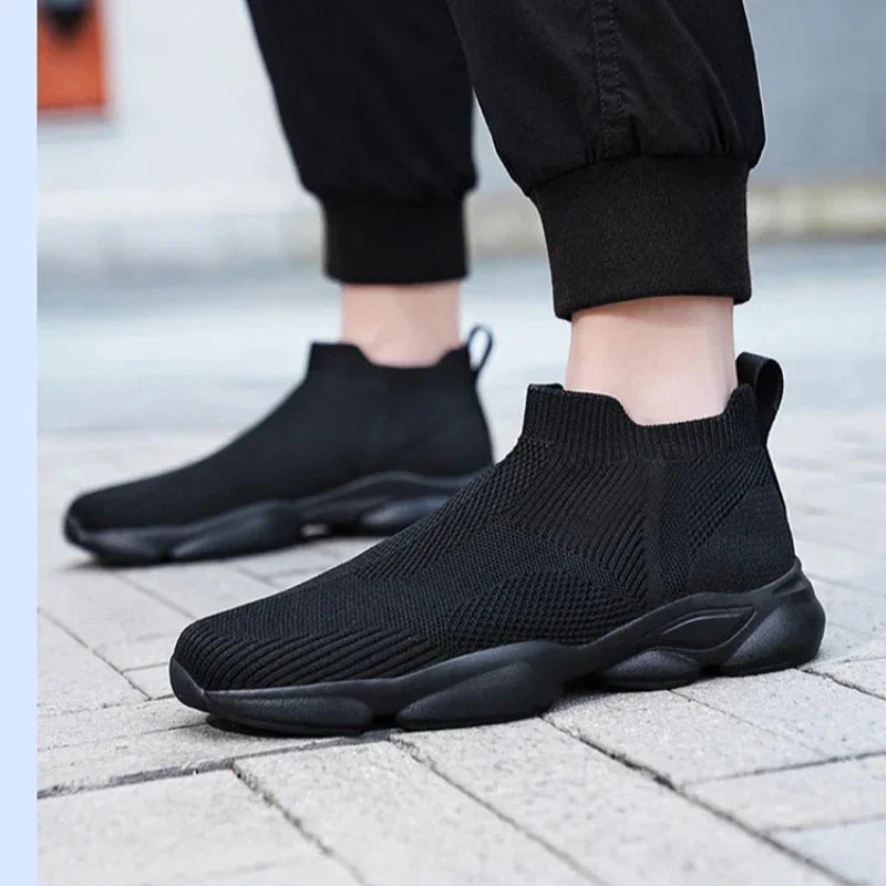 Sneakers da Uomo Stile Calza Tomaia in Maglia Suola Antiscivolo