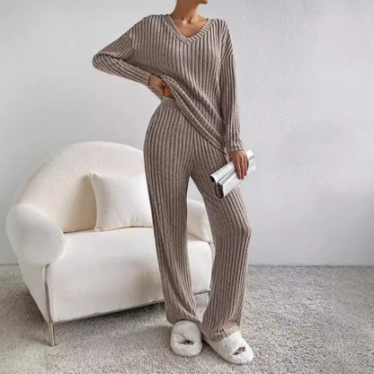 Completo da Casa in Maglia da Donna Due Pezzi con Pantaloni a Vita Elastico e Maglia a Maniche Lunghe