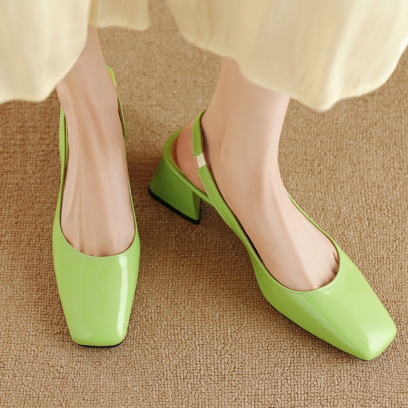 Décolleté Slingback da Donna Punta Quadrata Tacco a Blocco Finitura Lucida