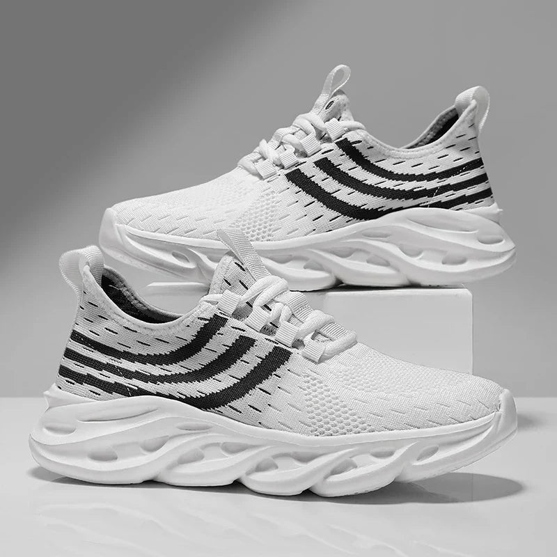 Men's Sports Shoes in Breathable Mesh with StickTread Sole