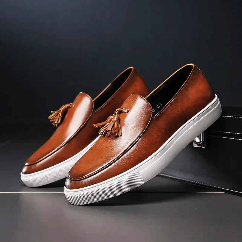 Mocassini da Uomo Slip On Dettaglio Nappine Soletta Imbottita