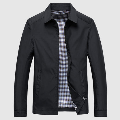 Giacca nera da uomo con fodera a quadri, stile casual elegante, chiusura con zip, ideale per autunno e primavera. Moda maschile, abbigliamento esterno.