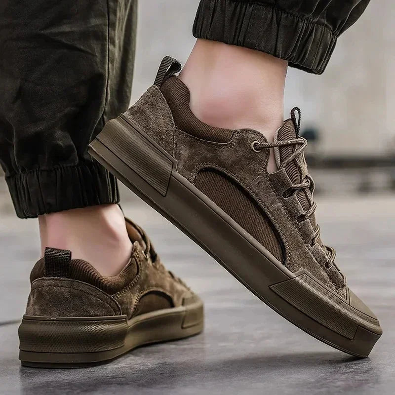 Sneakers da Uomo con Inserti Traspiranti e Suola Robusta