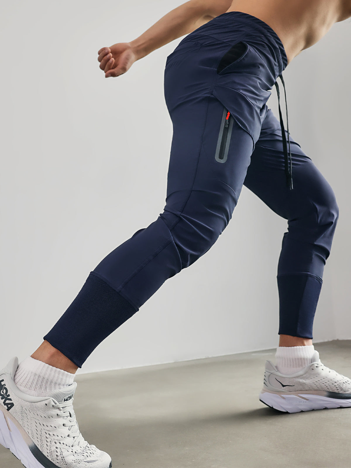 Pantaloni Sportivi Elasticizzati da Uomo con Vita Elasticizzata e Gamba Affusolata