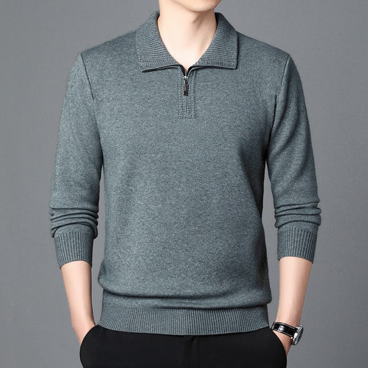 Maglione uomo grigio con zip, maniche lunghe, colletto a polo, stile casual elegante, perfetto per autunno e inverno.